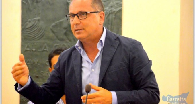 Noto, polemica sugli impianti sportivi, il sindaco Bonfanti risponde a Veneziano: “Ne sutor ultra crepidam”