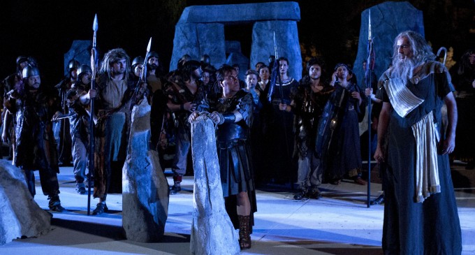 Siracusa, successo per il debutto della Norma di Bellini al Teatro Greco