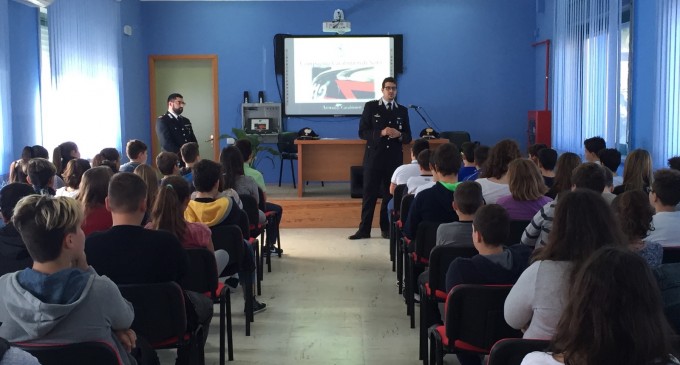 Noto. Dispersione scolastica, i Carabinieri denunciano 176 genitori