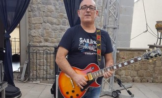 Vincenzo Partexano e la sua simbiosi con la chitarra
